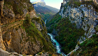 Чегемские водопады и Чегемское ущелье