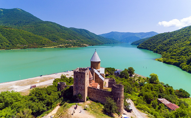 Ананури - Изображение 0