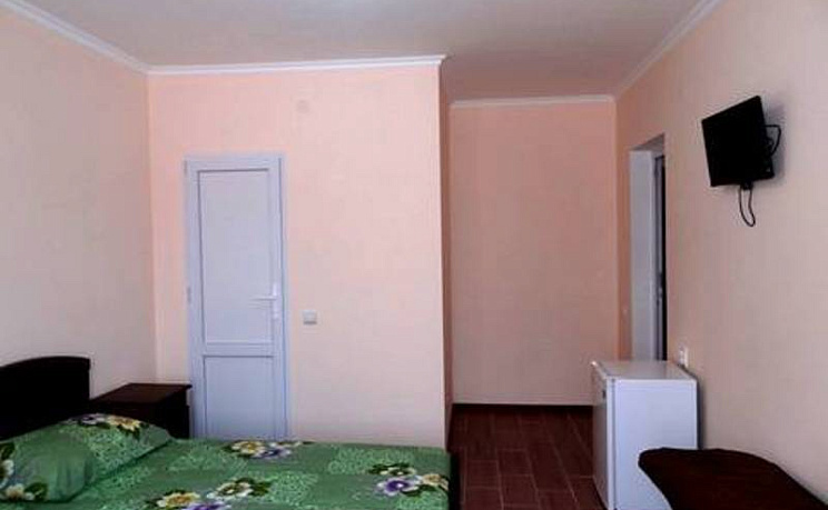 Гостевой дом КУБАНЬ, ст. Голубицкая - Изображение 1