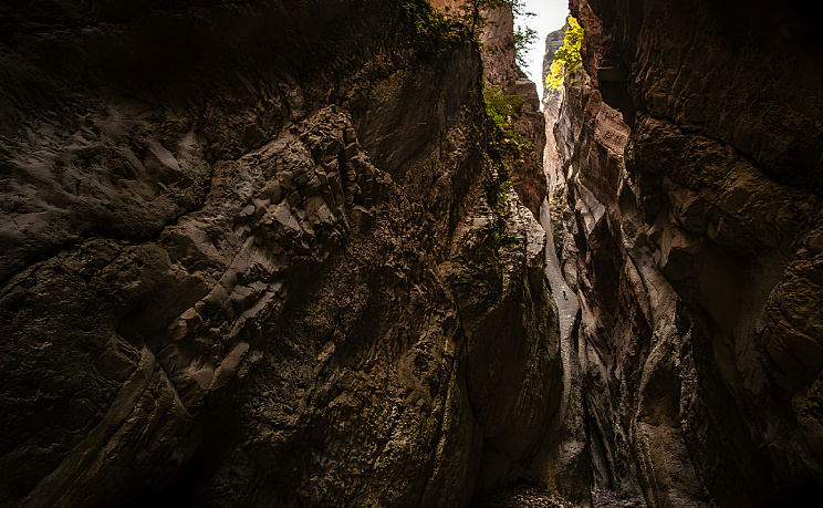Хунзахский район: Водопад Тобот и Итлятляр, Карадахская Теснина, Плато Матлас, Каньон Цолотля,  - Изображение 10